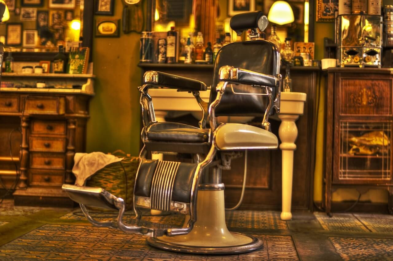 Maximize Your Beauty Business: A Guide to Renting the Ideal Salon Studio